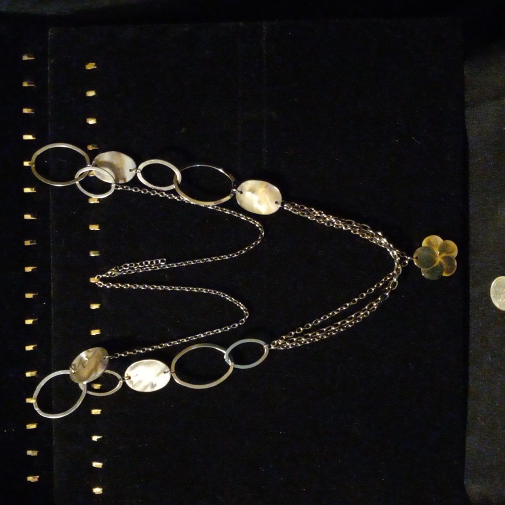 Blackened oval link chain Abalone accent pieces and Abalone pendent